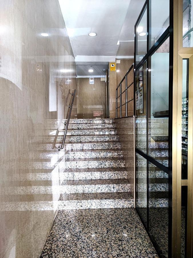 Bright And Quiet Studio In Malaga Luaran gambar